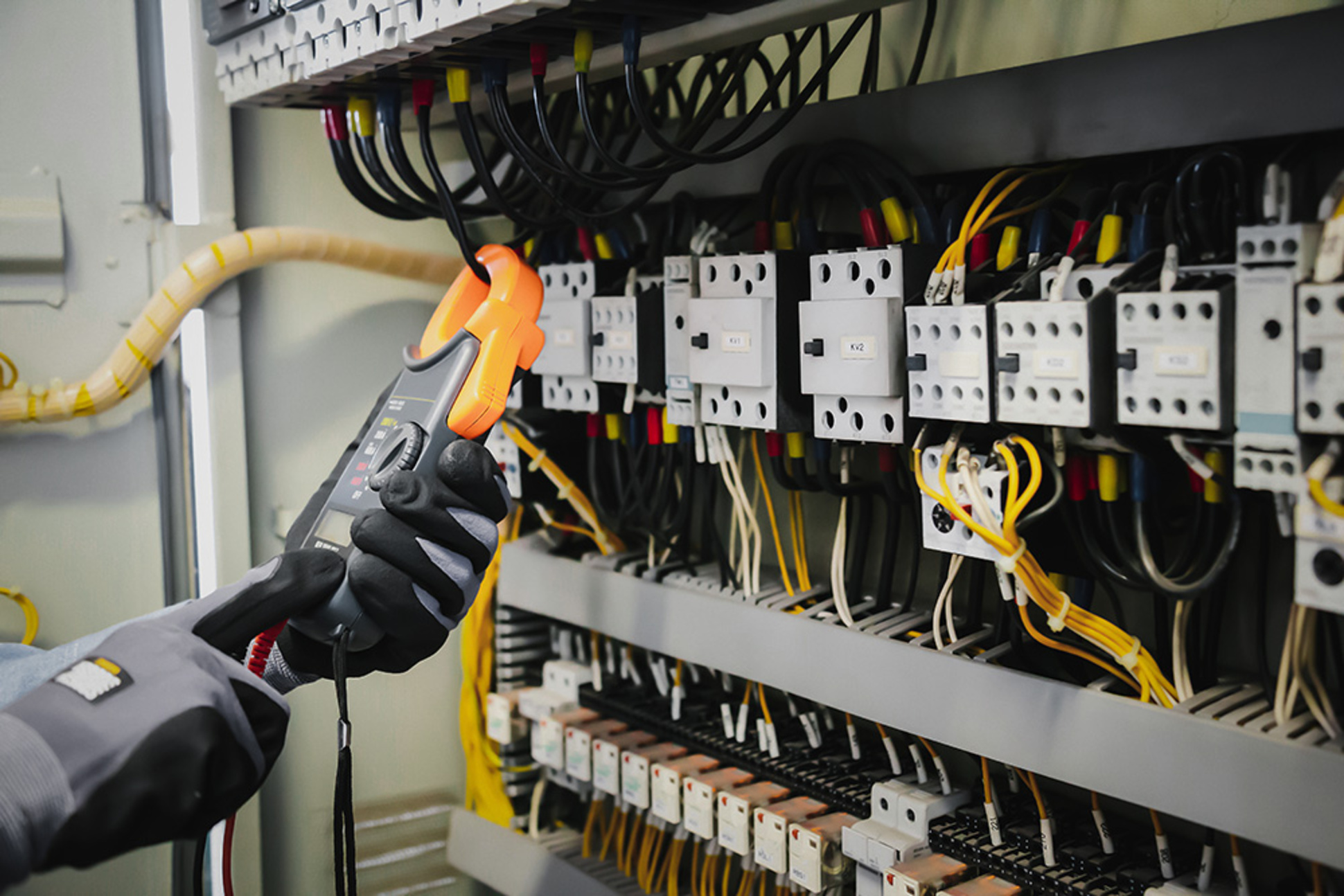 DGUV Vorschrift 3-Check bei regio fuel electric GmbH in Steinbach Hallenberg